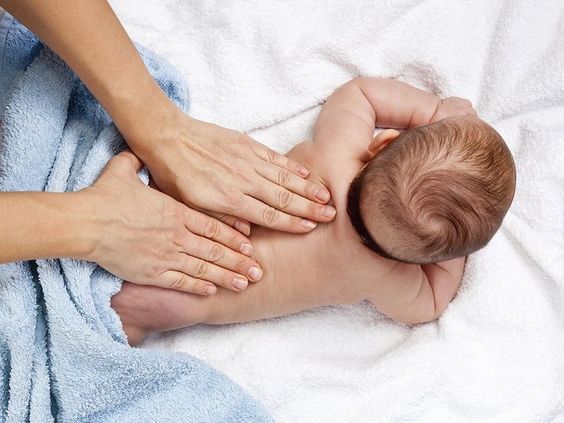 Benefits of Infant/Baby Massage. Baby back massage